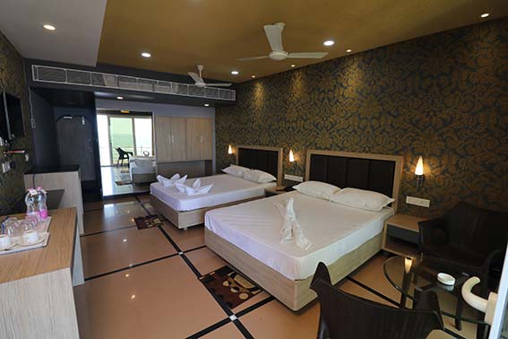 Hotel Pulinpuri Room image