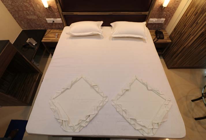 AC Double Bed (Side Room) Image